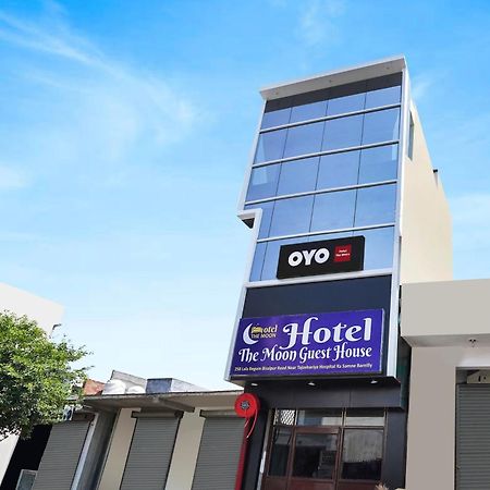 Hotel O The Moon Bareli Zewnętrze zdjęcie