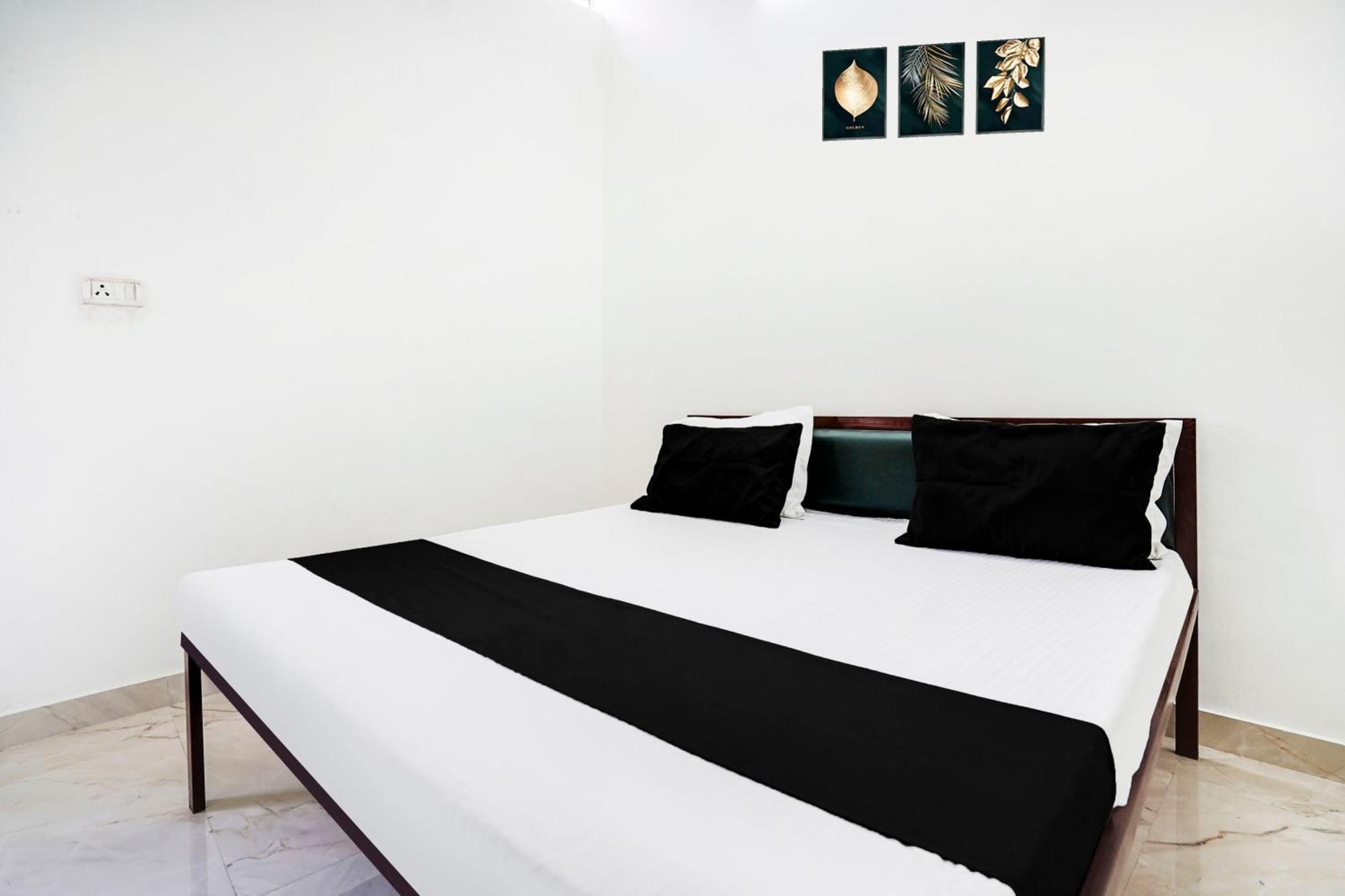 Hotel O The Moon Bareli Zewnętrze zdjęcie